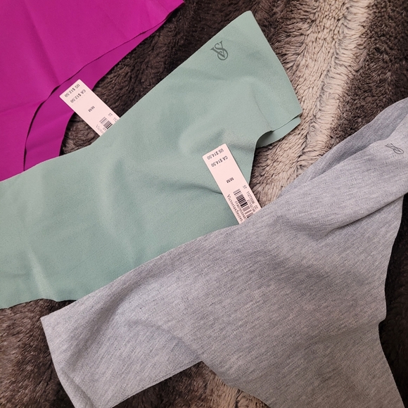 Victoria's Secret Underwear Bundle NWT Size M - Picture 2 of 3